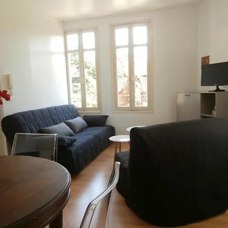 Appartement A Arcachon, Balcon Expose Sud, Proche Et Commerces